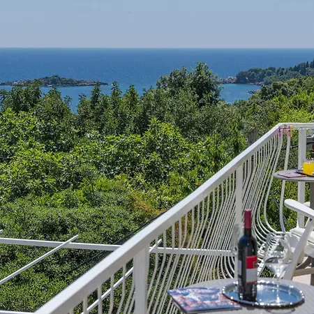 Apartman Rose - Romantic Double With Balcony And Sea View No 1 Molunat