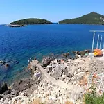 Rose - Romantic Double With Balcony And Sea View No 1 Apartmán