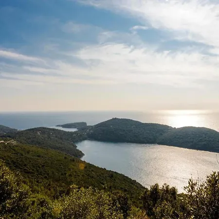 Rose - Romantic Double With Balcony And Sea View No 1 Lejlighed Molunat