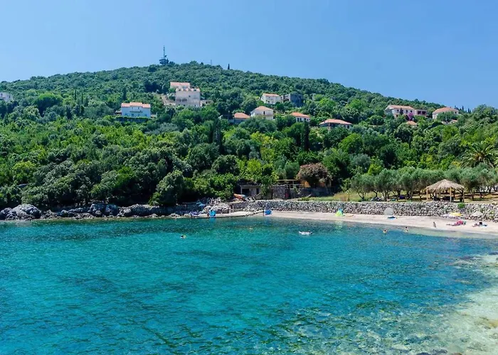 Rose - Romantic Double With Balcony And Sea View No 1 Molunat