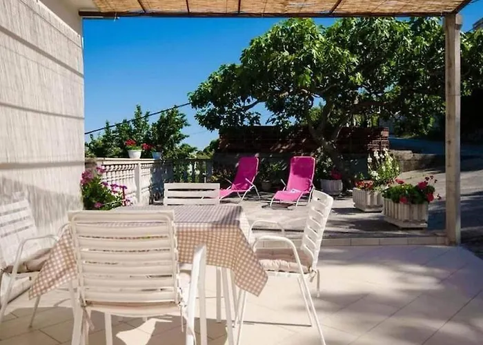 Rose - Romantic Double With Balcony And Sea View No 1 Molunat