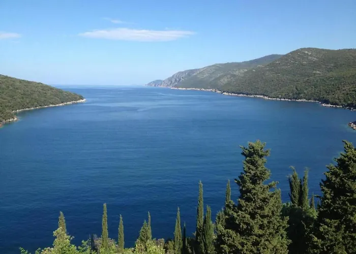 Rose - Romantic Double With Balcony And Sea View No 1 Molunat