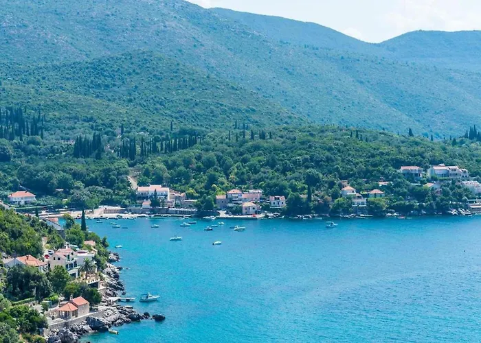 Rose - Romantic Double With Balcony And Sea View No 1 *