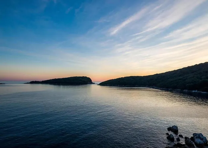 Apartamento Rose - Romantic Double With Balcony And Sea View No 1